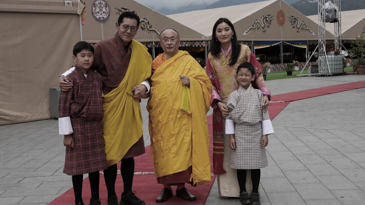 สมเด็จพระราชาธิบดี จิกมี และพระราชินี ทรงแสดงความอาลัยต่อการสิ้นพระชนม์ของสมเด็จเจ้าฟ้าพัชรกิติยาภา สมเด็จพระราชาธิบดี จิกมี และพระราชินี ทรงแสดงความอาลัยต่อการสิ้นพระชนม์ของสมเด็จเจ้าฟ้าพัชรกิติยาภา