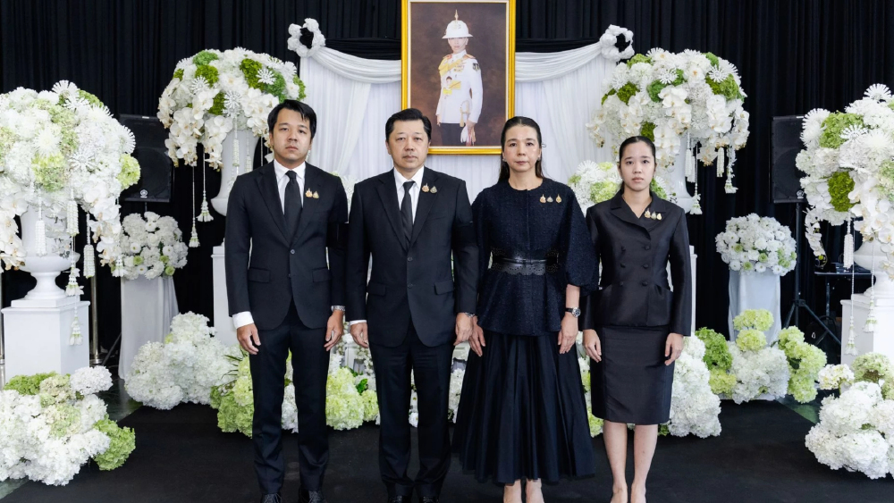 "ศุภชัย" นำครอบครัวร่วมแสดงความอาลัย น้อมรำลึกในพระกรุณาธิคุณ ‘เจ้าฟ้าพัชรกิติยาภาฯ’