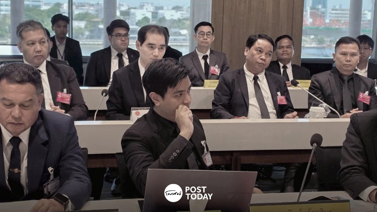 'พริษฐ์'เปิดคลิปซัก กกต. 9 ปมฮั้ว สว. จับตา 2 คณะเห็นสวนทาง 'พริษฐ์'เปิดคลิปซัก กกต. 9 ปมฮั้ว สว. จับตา 2 คณะเห็นสวนทาง