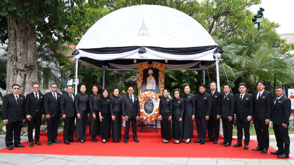 ช.การช่าง เข้าถวายสักการะพระศพ-วางพวงมาลา แด่เจ้าฟ้าพัชรกิติยาภาฯ ณ พระที่นั่งพิมานรัตยา ช.การช่าง เข้าถวายสักการะพระศพ-วางพวงมาลา แด่เจ้าฟ้าพัชรกิติยาภาฯ ณ พระที่นั่งพิมานรัตยา