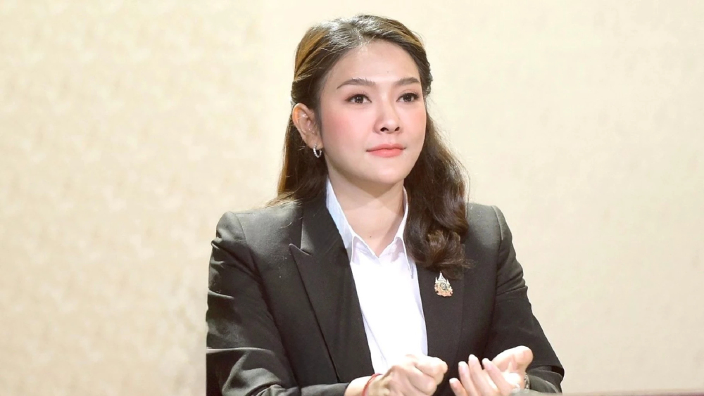 “อัยรินทร์” จี้รัฐทบทวนสิทธิบัตรคนจน ย้ำ ‘น้ำตาคนจนมีค่ากว่าความผิดพลาดของระบบ’ “อัยรินทร์” จี้รัฐทบทวนสิทธิบัตรคนจน ย้ำ ‘น้ำตาคนจนมีค่ากว่าความผิดพลาดของระบบ’