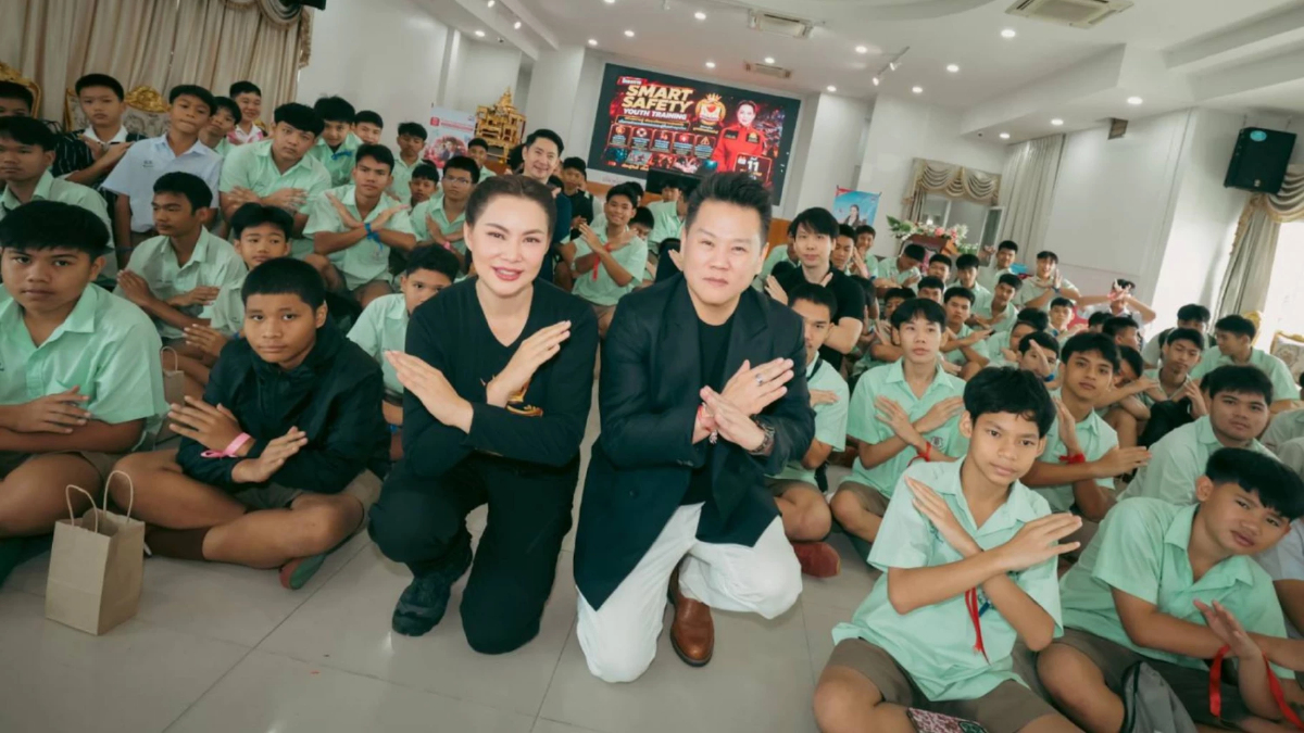 ทรู ร่วมเสริมเกราะ Cyber Safety หนุน "มูลนิธิองค์กรทำดี" ติวเข้มเยาวชนรู้ทันมิจฉาชีพ ทรู ร่วมเสริมเกราะ Cyber Safety หนุน "มูลนิธิองค์กรทำดี" ติวเข้มเยาวชนรู้ทันมิจฉาชีพ