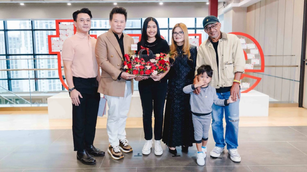 ทรู เปิดตัวผู้สนับสนุน “Nene” สู่เวทีโลก ภายใต้แนวคิด “True to the World” เชื่อมแรงเชียร์ไทยสู่ LA ทรู เปิดตัวผู้สนับสนุน “Nene” สู่เวทีโลก ภายใต้แนวคิด “True to the World” เชื่อมแรงเชียร์ไทยสู่ LA