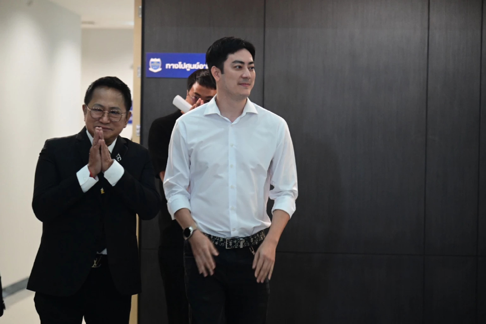 DSI แจ้งข้อหา ภาวุธ-ฟิล์ม รัฐภูมิ ร่วมฉ้อโกงประชาชน-ฟอกเงิน DSI แจ้งข้อหา ภาวุธ-ฟิล์ม รัฐภูมิ ร่วมฉ้อโกงประชาชน-ฟอกเงิน
