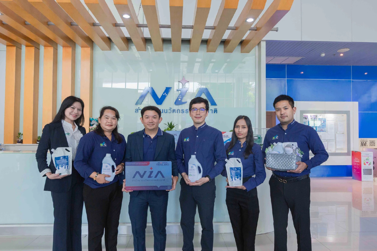 NIA หนุน BWC เปิดตัว 'Care Floor' น้ำยาถูพื้นรักษ์โลกสุดล้ำ NIA หนุน BWC เปิดตัว 'Care Floor' น้ำยาถูพื้นรักษ์โลกสุดล้ำ