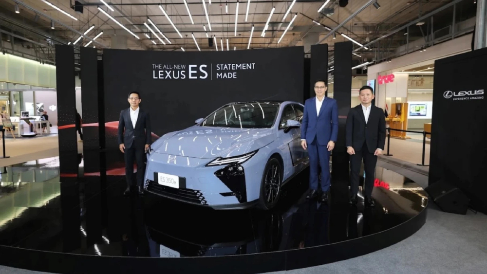 เลกซัสเปิดตัว “The All-New Lexus ES” ยนตรกรรมซีดานหรู Experience Elegant and Electrified Sedan นิยามใหม่แห่งความเหนือระดับ เลกซัสเปิดตัว “The All-New Lexus ES” ยนตรกรรมซีดานหรู Experience Elegant and Electrified Sedan นิยามใหม่แห่งความเหนือระดับ
