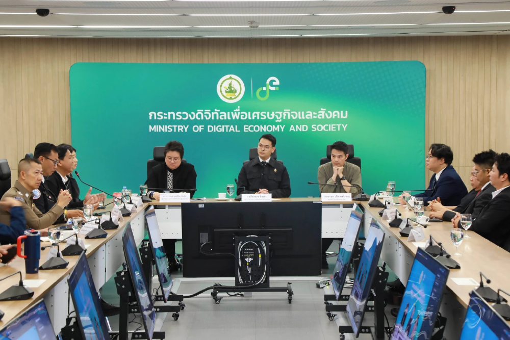 'ไชยชนก' สั่ง ตรวจสอบ 30,000 ระบบรัฐ ป้องกันข้อมูลรั่วไหล 'ไชยชนก' สั่ง ตรวจสอบ 30,000 ระบบรัฐ ป้องกันข้อมูลรั่วไหล