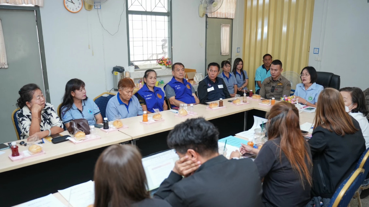ชุมชนล้อมรักษ์แปลงยาว สร้างอาชีพผู้บำบัด ลดเสี่ยงเสพซ้ำ ชุมชนล้อมรักษ์แปลงยาว สร้างอาชีพผู้บำบัด ลดเสี่ยงเสพซ้ำ
