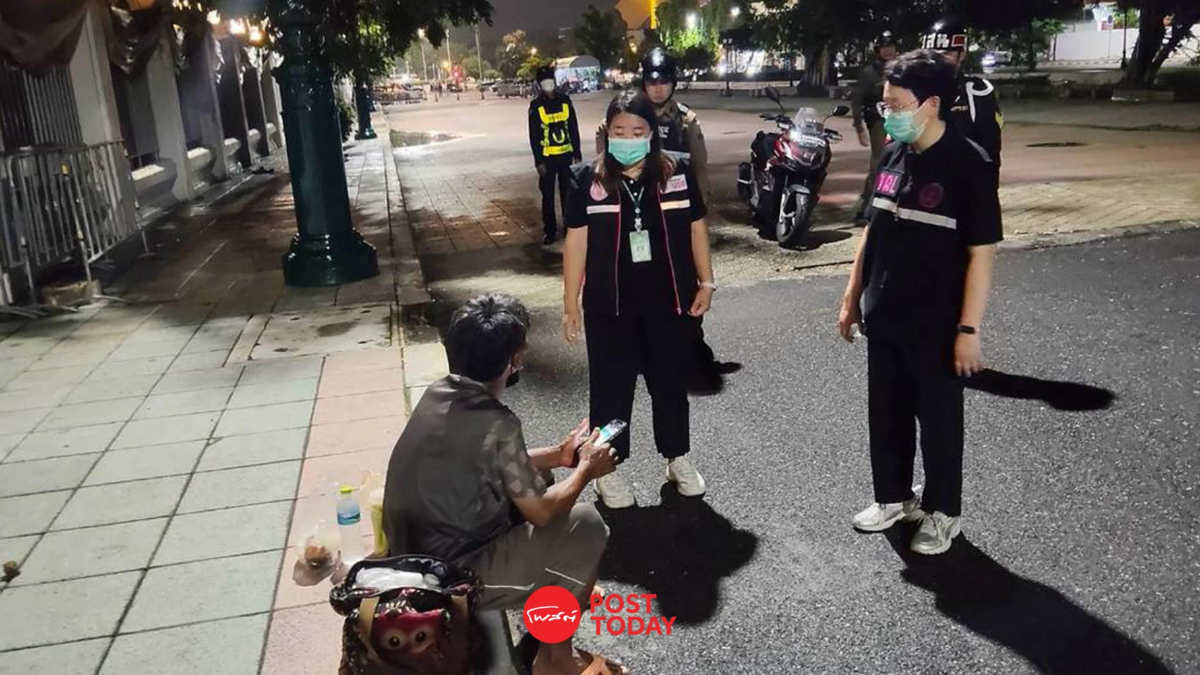 กทม.ไร้คนเร่ร่อน ! เร่งจัดระเบียบคนไร้บ้าน ชู 'บ้านอิ่มใจ' คืนอาชีพ กทม.ไร้คนเร่ร่อน ! เร่งจัดระเบียบคนไร้บ้าน ชู 'บ้านอิ่มใจ' คืนอาชีพ