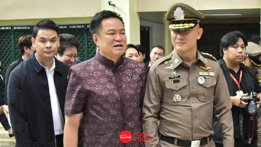 “อนุทิน” ลั่นทำไมจะพบ “ทักษิณ” ไม่ได้ ชี้การเมืองคุยกันได้ หากเป้าหมายเพื่อประเทศ “อนุทิน” ลั่นทำไมจะพบ “ทักษิณ” ไม่ได้ ชี้การเมืองคุยกันได้ หากเป้าหมายเพื่อประเทศ