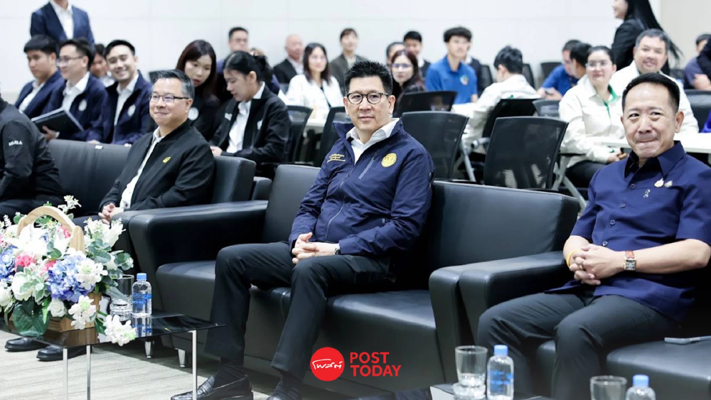 'เอกนิติ' นำคณะ BOI เยี่ยมชม SIMTEC ติดตามการพัฒนากำลังคน 'เอกนิติ' นำคณะ BOI เยี่ยมชม SIMTEC ติดตามการพัฒนากำลังคน