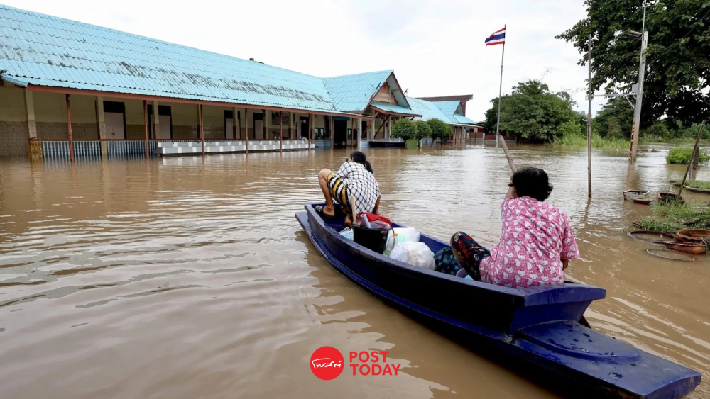 ฝนตกหนักซ้ำพื้นที่ท่วม 12 จังหวัด ริมเจ้าพระยาเร่งยกของ