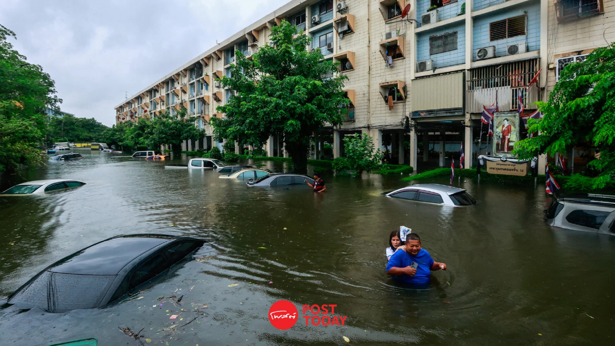 4,000 ครอบครัวแฟลตคลองจั่นวิกฤต! ฝนซ้ำเช้ามืด หวั่นน้ำท่วมสูง รถจมหลายคัน 4,000 ครอบครัวแฟลตคลองจั่นวิกฤต! ฝนซ้ำเช้ามืด หวั่นน้ำท่วมสูง รถจมหลายคัน