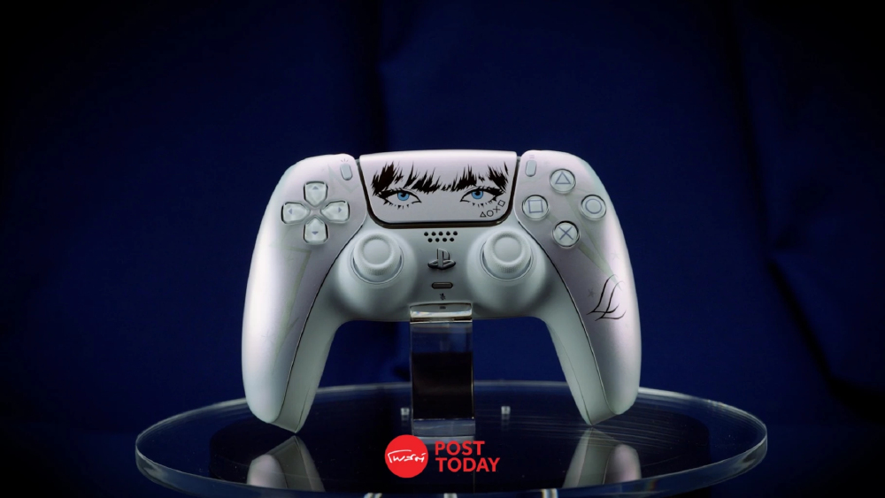 PS5 จับมือ Lisa เปิดตัวจอย DualSense รุ่นพิเศษ Chroma Pearl PS5 จับมือ Lisa เปิดตัวจอย DualSense รุ่นพิเศษ Chroma Pearl