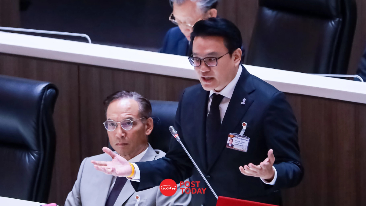"สกลธี" อัด การบินไทยสอบตกปมบริหาร จี้ พิพัฒน์ ทบทวนสัมปทาน 25 ปี "สกลธี" อัด การบินไทยสอบตกปมบริหาร จี้ พิพัฒน์ ทบทวนสัมปทาน 25 ปี