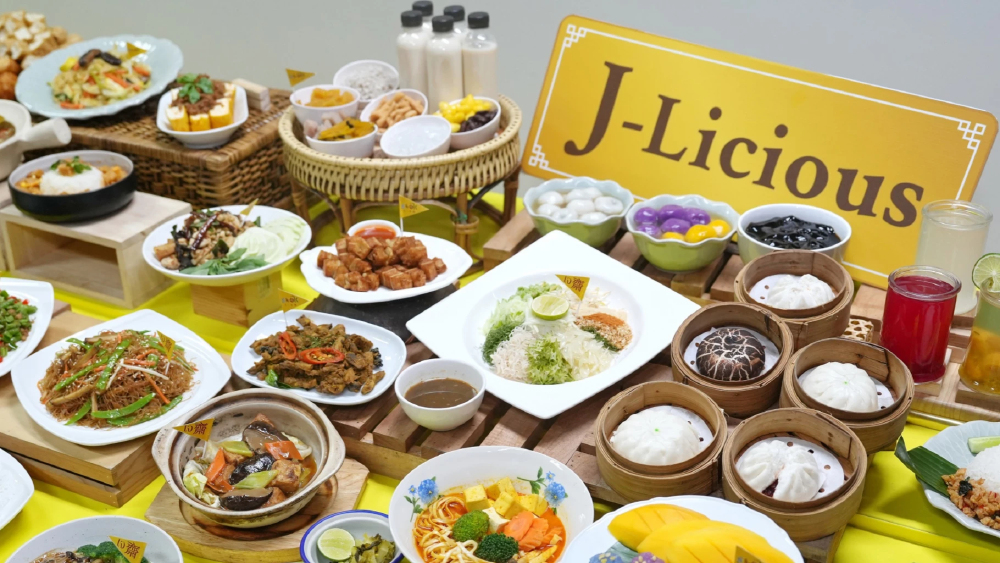 ไอคอนสยาม เปิดเกม “J-Licious” พลิกเทศกาลกินเจ สู่เทรนด์เจเฮลตี้ ไอคอนสยาม เปิดเกม “J-Licious” พลิกเทศกาลกินเจ สู่เทรนด์เจเฮลตี้