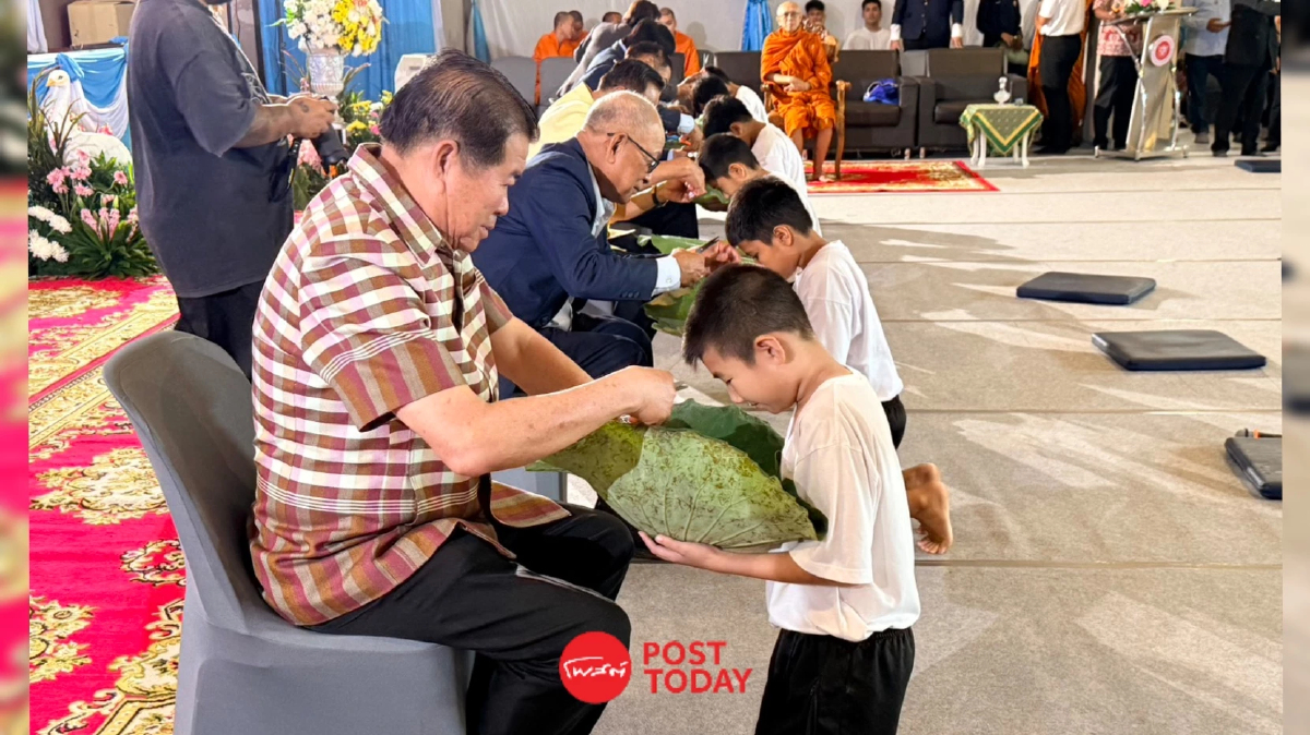 “นิพนธ์” ประธานปลงผมบรรพชาสามเณร-ศีลจาริณี ถวายพระราชกุศลฯ “นิพนธ์” ประธานปลงผมบรรพชาสามเณร-ศีลจาริณี ถวายพระราชกุศลฯ