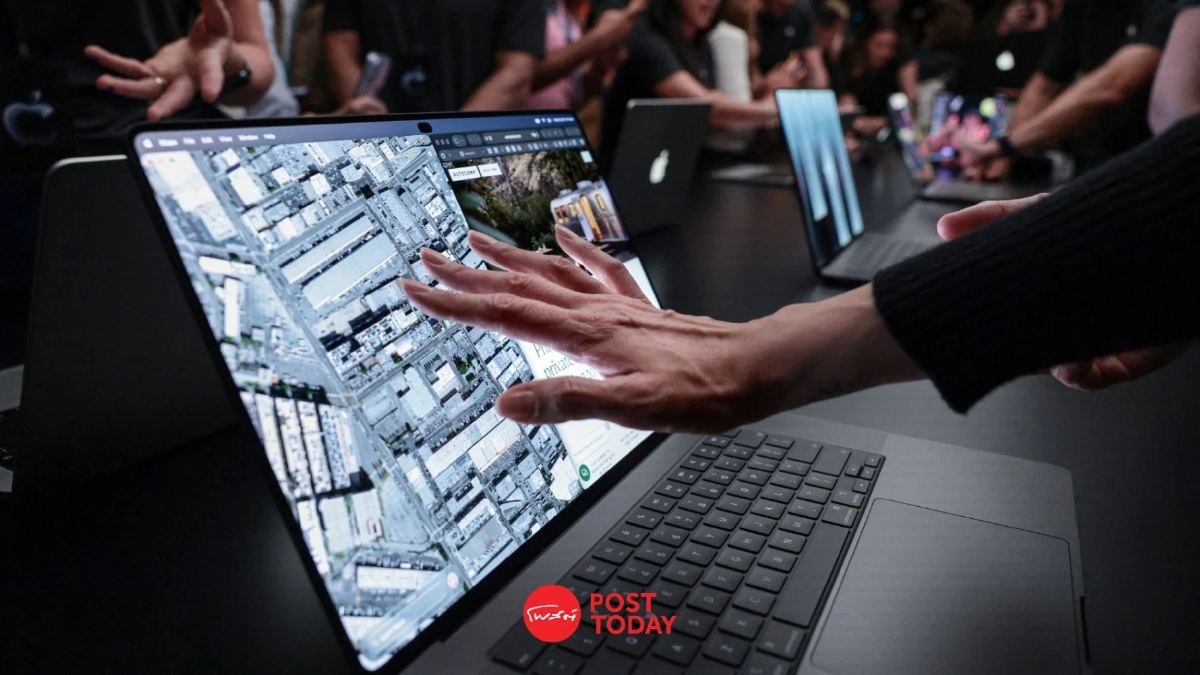 Apple กลืนน้ำลาย เปิดตัว MacBook Pro จอสัมผัส ราคาเริ่มต้นเกือบแสน Apple กลืนน้ำลาย เปิดตัว MacBook Pro จอสัมผัส ราคาเริ่มต้นเกือบแสน